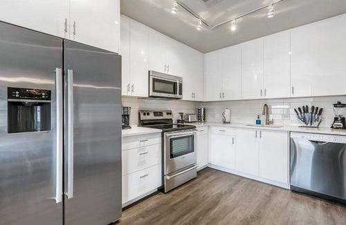 Central Business District Hotel | Hotel ∙ Modern Condo near Local Attractions of New Orleans