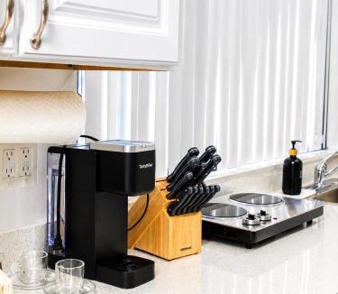 Miami Gardens Apartment | Private Guest Suite Near Hard Rock Stadium