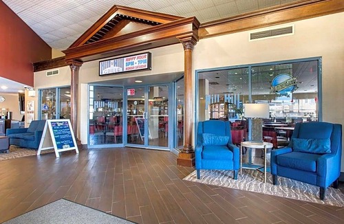 Bethlehem Hotel | 2-Star Hotel ∙ Comfort Suites Bethlehem Near Lehigh University and LVI Airport