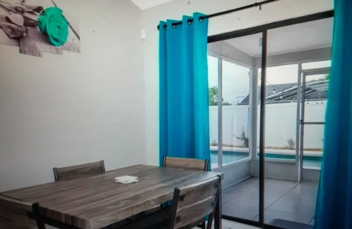 Poinciana House | Vacation Home 19 miles away from Disney with an inground pool