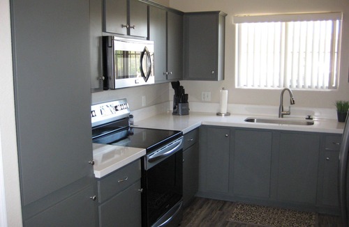 Mesa Condo | Vacation worthy Gilbert resort setting