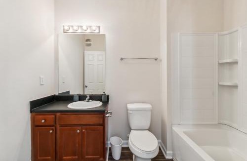 Valley Apartment | Verandas 1836 I Modern 2Bd I Parking I Pool I Gym