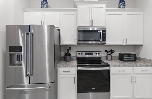 Port Malabar House | Vibrant Oasis by Eastern Florida State College