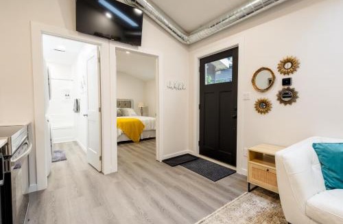 Downtown London Apartment | Victoria's Lookout