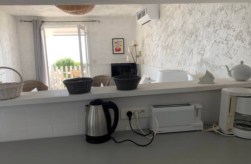 Sari-Solenzara Villa | Villa Arbousier, 180° sea view, large terrace, 8 people