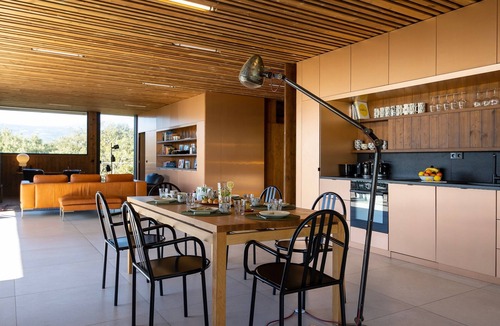Pianotolli-Caldarello Villa | Villa 'Casa Nera' with Sea View, Private Pool and Wi-Fi