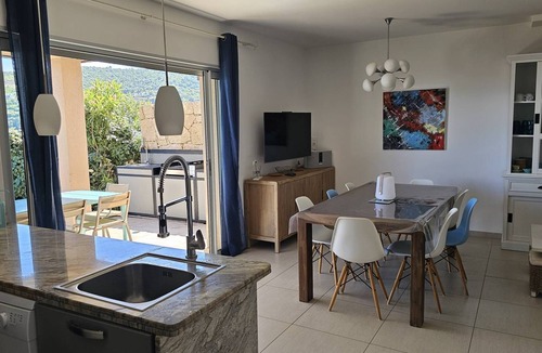 Tarcu Villa | VILLA COLOMBA - FRONT OF THE SEA- 4 *