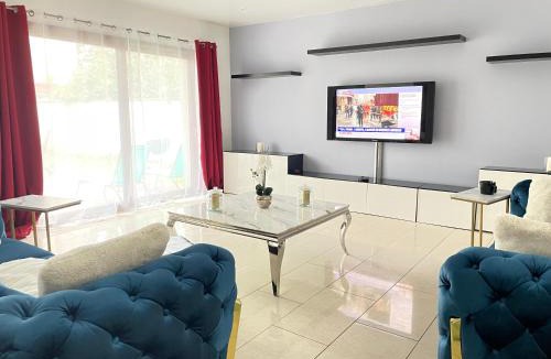 Le Perreux-sur-Marne Villa | Villa d'architecte 4 chambres 9 Personnes Proche Disney Paris