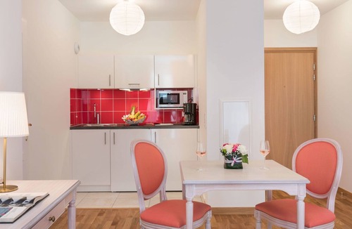 Puteaux Apartment | Villa Médicis Puteaux