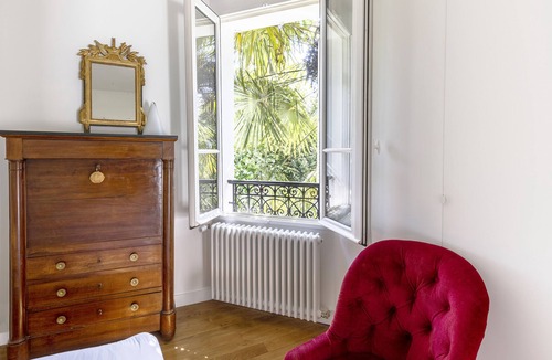 Sevres House | Villa Margot with heated pool -Les Demoiselles at Versailles