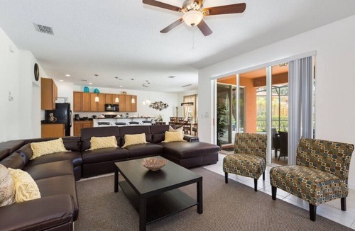 Bellavida Villa | Villa Martins - Comfortable SIX-Bedroom House w/Pool near Disney.