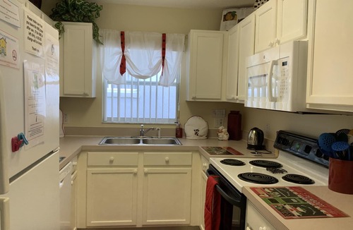 Bridgewater Crossing Villa | Villa on disneys doorstep Free high speed internet on demand TV