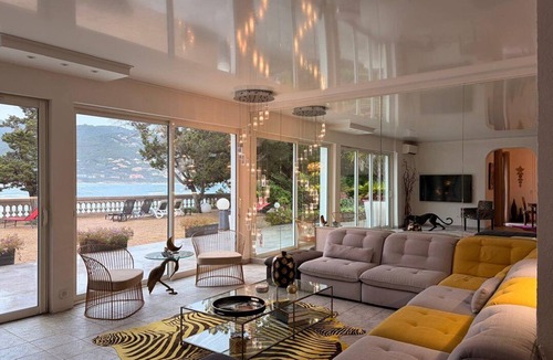 Isolella House | Villa Ondine- 5 bedrooms, waterfront, panoramic view