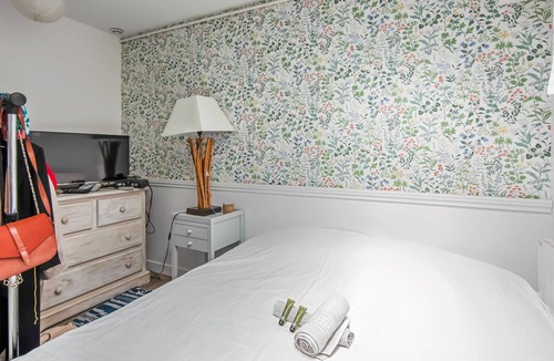 Suresnes Villa | Villa Saint-Maurice - Welkeys