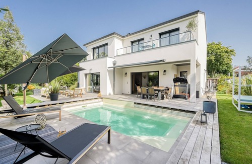 Rueil-Malmaison Villa | Villa Signature - Welkeys