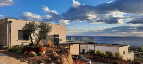 Solenzara Villa | Villa-soleil-levant vue mer panoramique