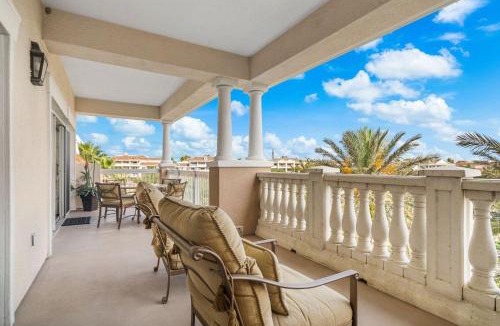 Bay Lake House | Villas North Charm