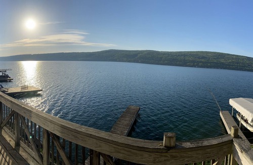 Hammondsport Cottage | VISIONS ON KEUKA- relax on the lake!