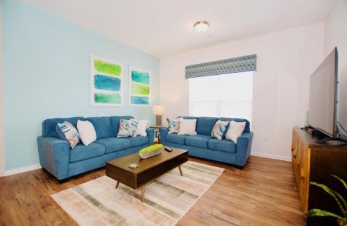 Florida Central Atlantic Coast Apartment | Vista Cay at Epic Universe - Luxury 4 bedroom condo