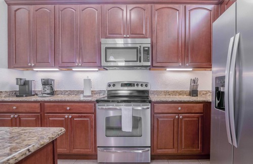 Florida Central Atlantic Coast Condo | Vista Cay Lakeview Panorama. Near all theme parks and walk to conventions