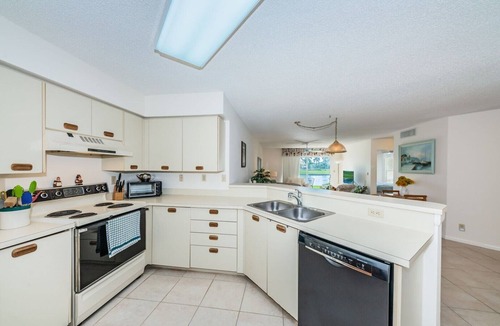 Isla del Sol Condo | Vista Verde W Relax You're on 'Island Time'
