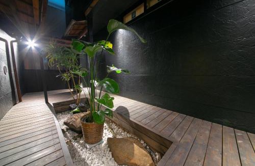 Shinjuku House | Wa no Kaede