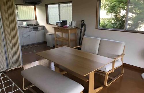 Futo House | Wake up to the morning sun and birds singing at Masaya Villa Extension /Ito Shizuoka