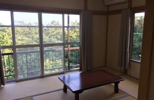 Futo House | Wake up to the morning sun and birds singing at Masaya Villa Extension /Ito Shizuoka