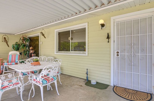 Page House | Walk to Downtown: Page Hideaway w/Patio