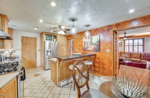 Monroeville House | Walk to Park: Family Home in Monroeville!