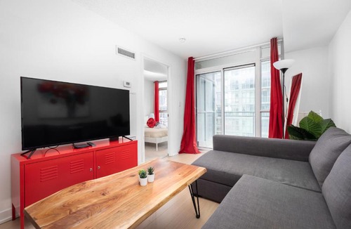 CityPlace Apartment | Walk To Rogers, Scotia Arena, CN Tower