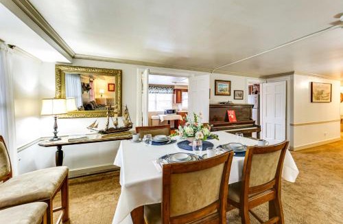 Elizabeth Apartment | Walk to Shops & Eats: Apt in Downtown Elizabeth