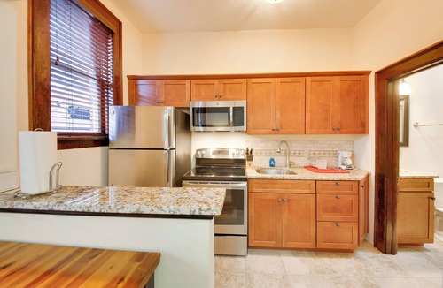 Wallace Apartment | Walkable Studio in the Heart of Dtwn Wallace!
