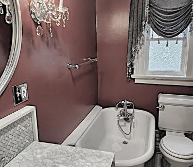 Faubourg Livaudais House | Walker Mansion on St Charles Ave - Unit 2