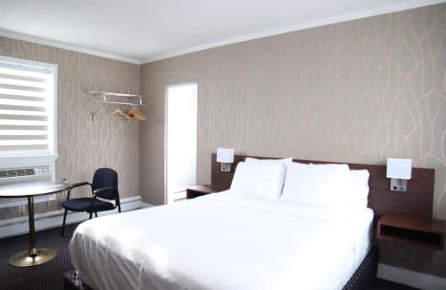 Walkerton Hotel | Walkerton Inn Motel