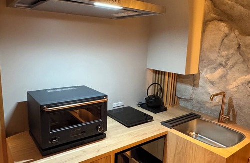 Taito Apartment | Walking distance from Asakusa｜ Moon presentation only in January and February｜ Rice cooking and sake｜ Private use of one floor｜ Couple/Family｜ 36 square meters｜ Max. 4 persons