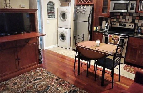St. Petersburg Condo | WALKSCORE=94! Welcome to Downtown St. Petersburg & Walk to Everything!