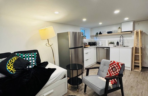 Hamilton House | Walnut house