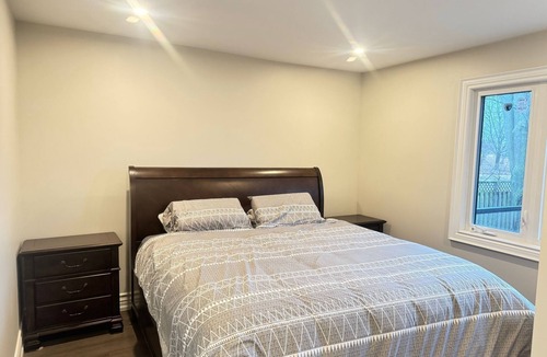 Duclos Point Cottage | Water Front cottage in Georgina