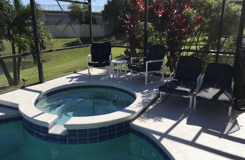 Windsor Palms House | Water View - Pool & Spa - 3.5 miles to Disney - BBQ