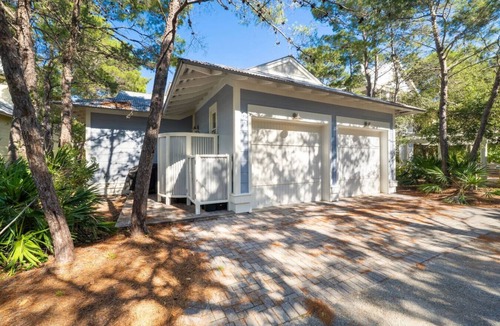 Cottage District House | Watercolor - Steps to Seaside | 4 bikes & Beach Club Included