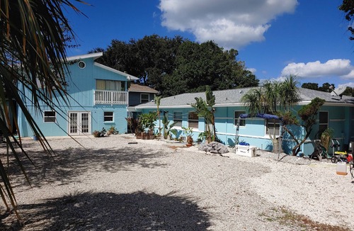 Ozona Apartment | Waterfront 2/1 Apartment In Heart Of Palm Harbor/Ozona