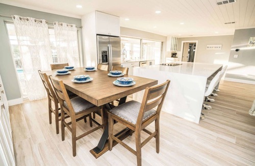 Apollo Beach House | Waterfront 3 Br~Newly Renovated~Pool~Dog Friendly