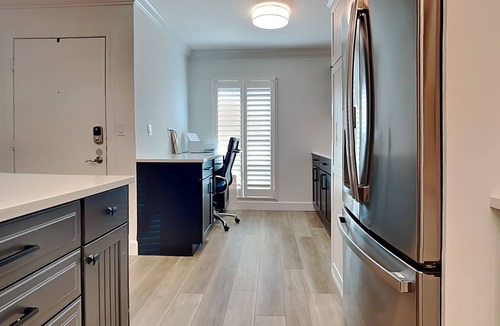 Bayway Isles Condo | Waterfront Condo With Resort Pool, Near the Ocean
