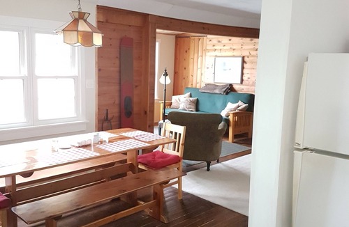 Minden Hills Cottage | Waterfront cottage on beautiful East Moore lake!