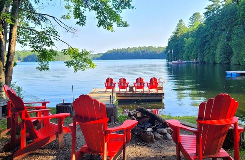 Minden Hills Cottage | Waterfront cottage on beautiful East Moore lake!