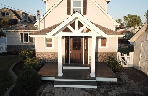 Seaford House | Waterfront Family Friendly Oasis in Seaford