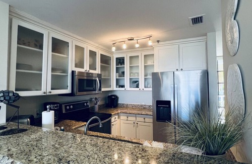 Ruskin Condo | Waterfront Getaway 449- Little Harbor Resort