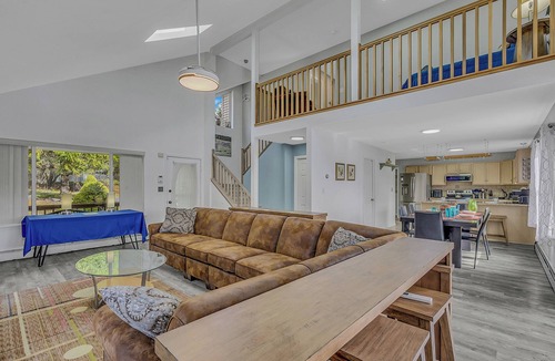 Long Pond House | Waterfront, Hot Tub, Swim Spa, Pool Table, Arcade Games, Near Kalahari