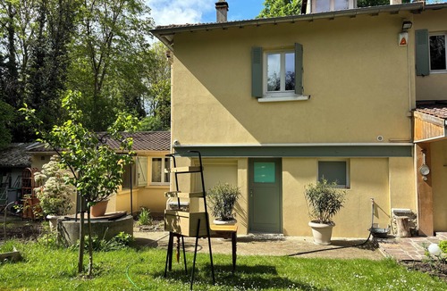 Rueil-Malmaison House | Waterfront house